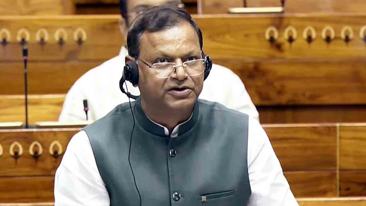 ఈడీ కేసుల్లో నేర నిరూపణ 0.01%: కేంద్రం