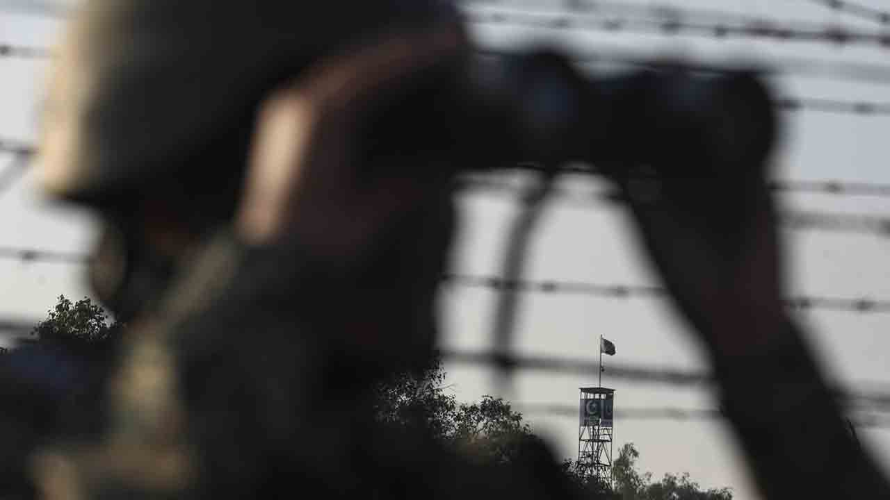 Shehnaz Akhtar | తండ్రితో గొడవ.. పీవోకే నుంచి భారత్‌లోకి మహిళ