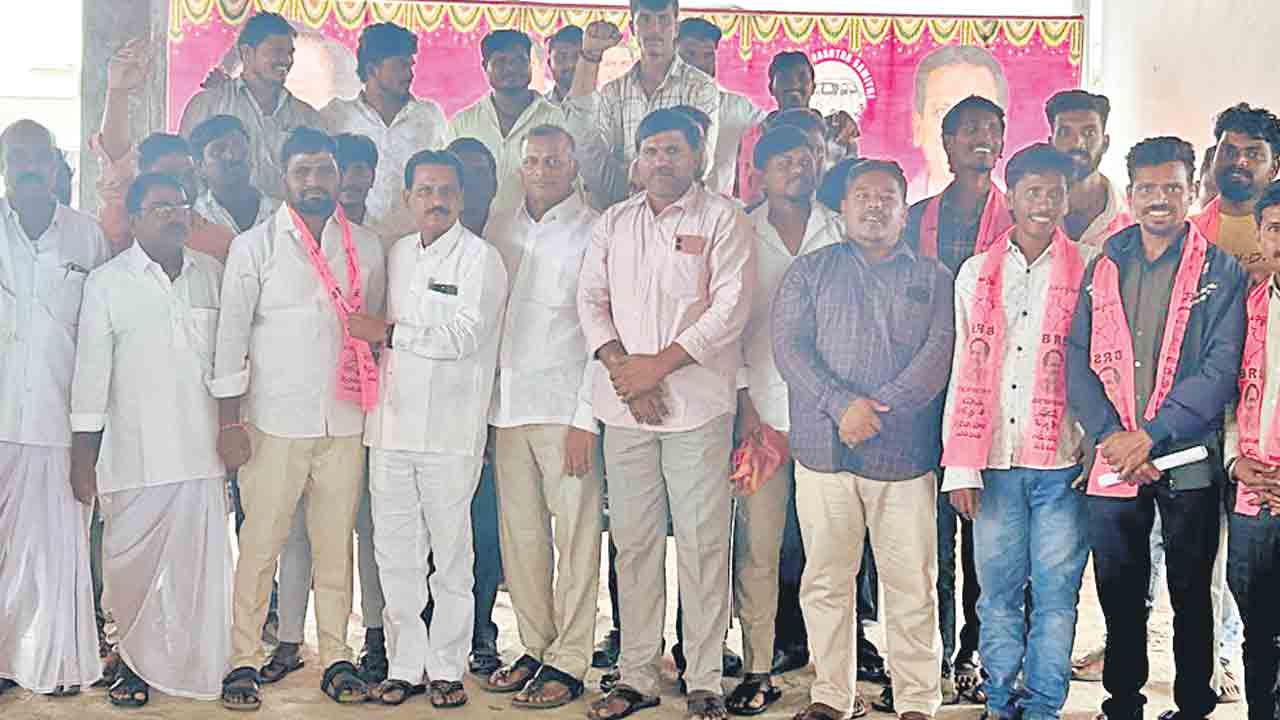 బీఆర్‌ఎస్‌తోనే గ్రామ స్వరాజ్యం