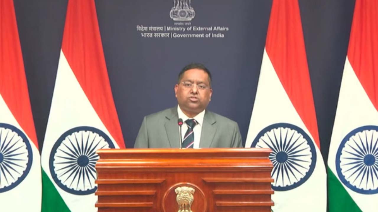 IND Vs Pak | విమానాలకు అనుమతి ఇవ్వలేదంటూ పాక్‌ అడ్డగోలు ఆరోపణలు.. తోసిపుచ్చిన విదేశాంగ మంత్రిత్వశాఖ..!