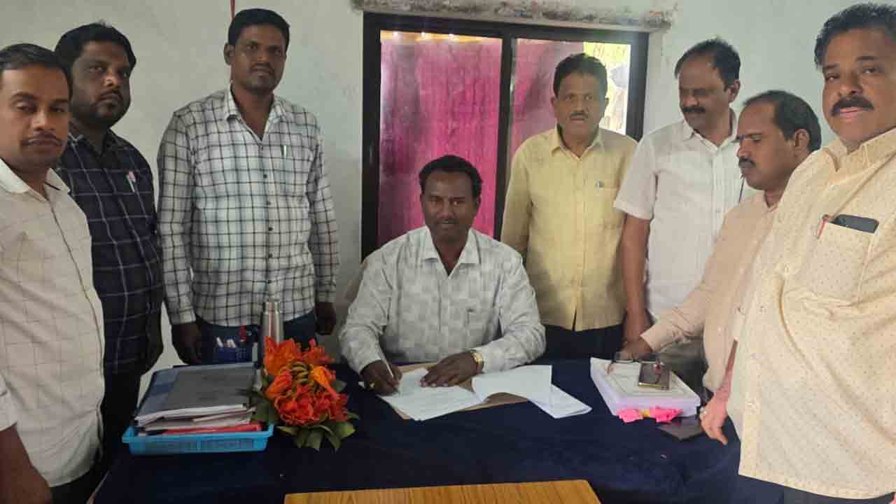 Rayapole MPDO | పారదర్శకంగా ఎన్నికల నిర్వహణ కోసం పటిష్ట చర్యలు : రాయపోల్ నూతన ఎంపీడీవో చిలుముల శ్రీనివాస్