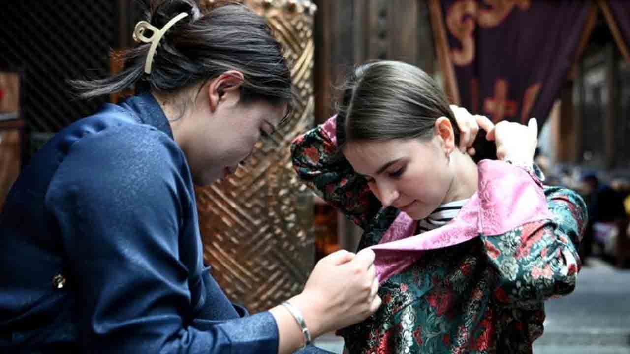 Viral news | పెళ్లయిన 10 నెలలలోపే బిడ్డను కంటే భారీగా జరిమానా.. ఎక్కడో తెలుసా..?