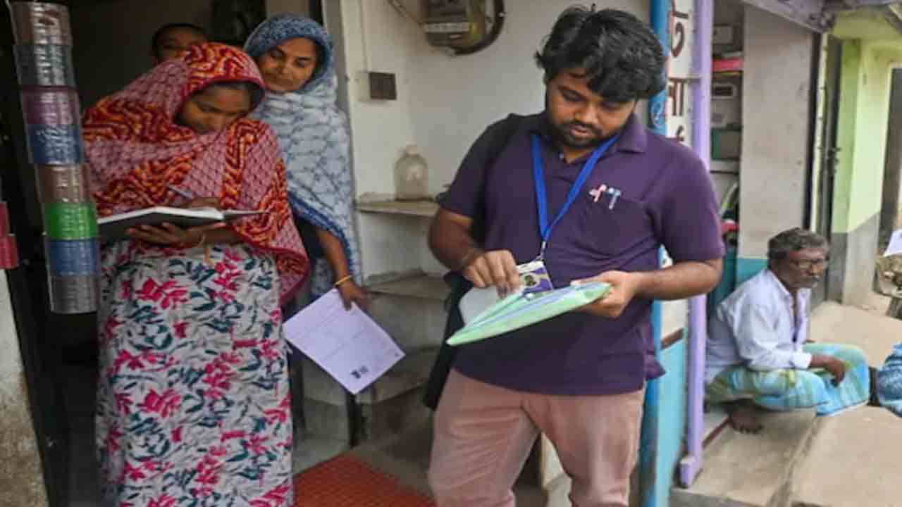 case for false details in SIR | ‘సర్‌’లో తప్పుడు సమాచారం.. దేశంలోనే తొలిసారి   కేసు నమోదు