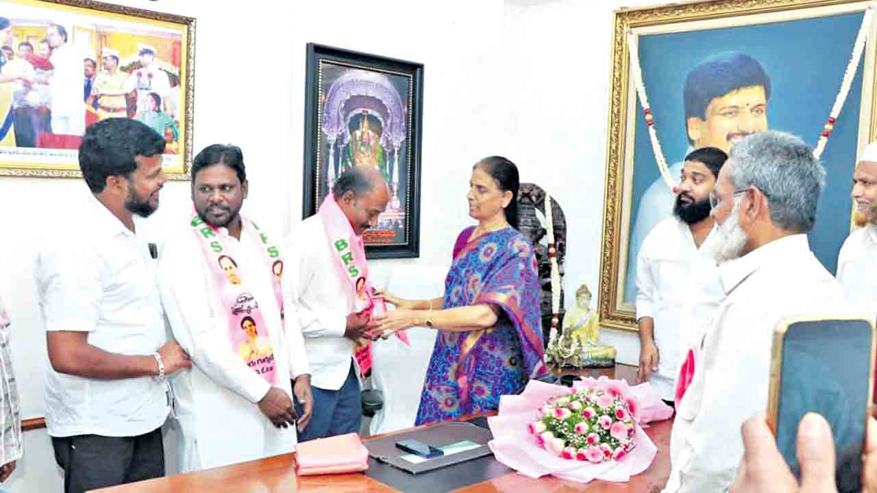 కాంగ్రెస్‌ పాలనలో.. ఏ వర్గమూ సంతోషంగా లేదు