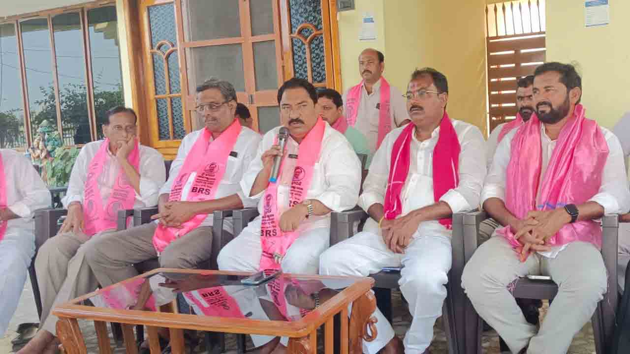 మాఫియాను ప్రోత్సహించేది కాంగ్రెసోళ్లే..