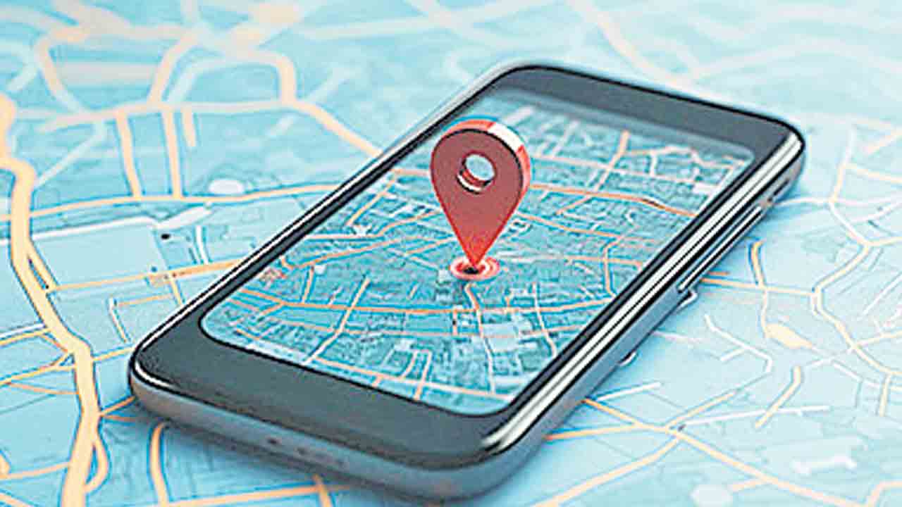 లొకేషన్‌ ట్రాకింగ్‌పై కేంద్రం కన్ను!.. స్మార్ట్‌ఫోన్‌ కంపెనీల వ్యతిరేకత