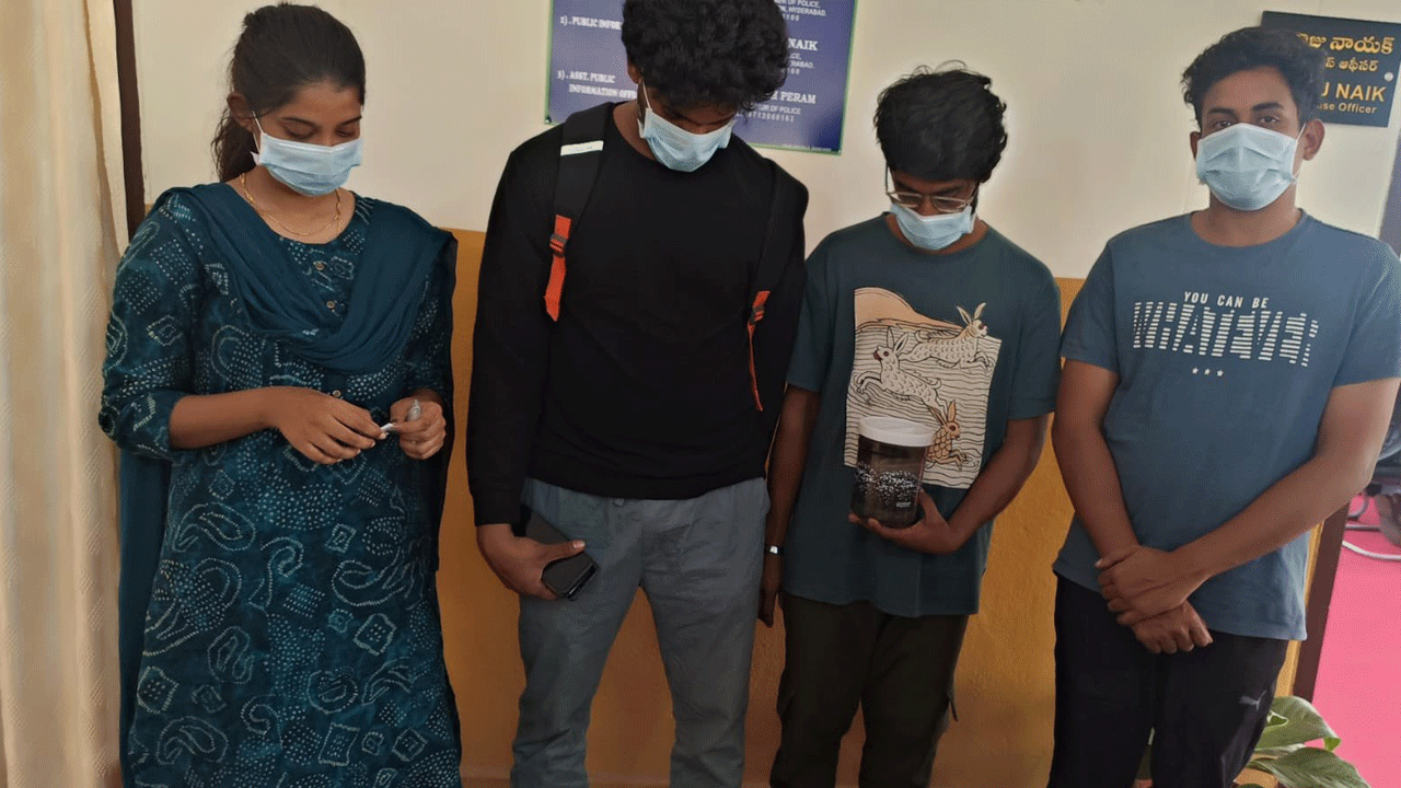 Software Engineer | ఆమె సాఫ్ట్‌వేర్‌ ఇంజినీర్‌.. కానీ బాయ్‌ఫ్రెండ్‌తో కలిసి..