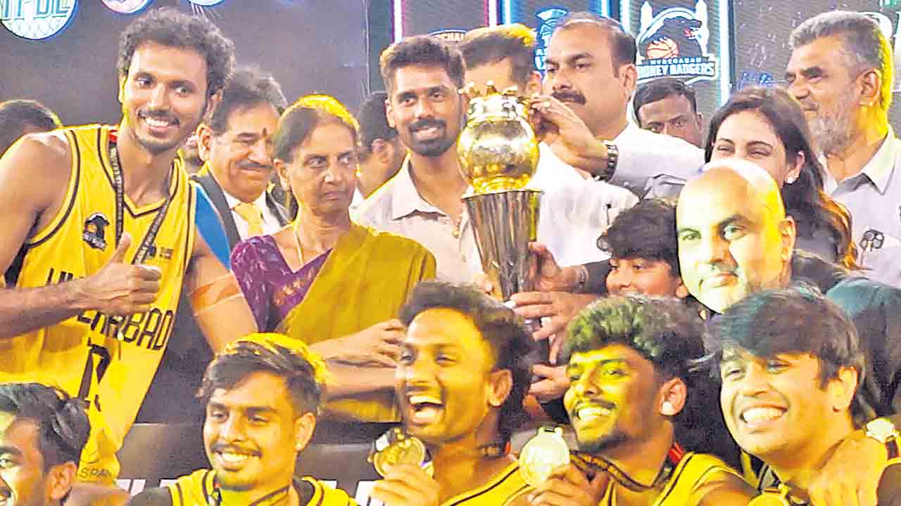 టీపీబీఎల్‌ విజేత హైదరాబాద్‌