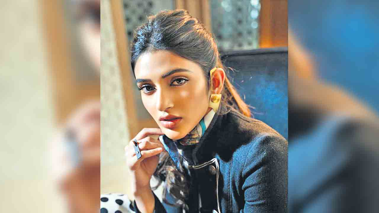 అసభ్య కంటెంట్‌ను ప్రోత్సహించవద్దు