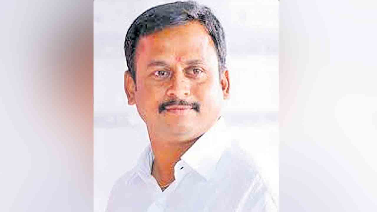 హిల్ట్‌పై నేడు విద్యార్థి సంఘాల రౌండ్‌టేబుల్‌