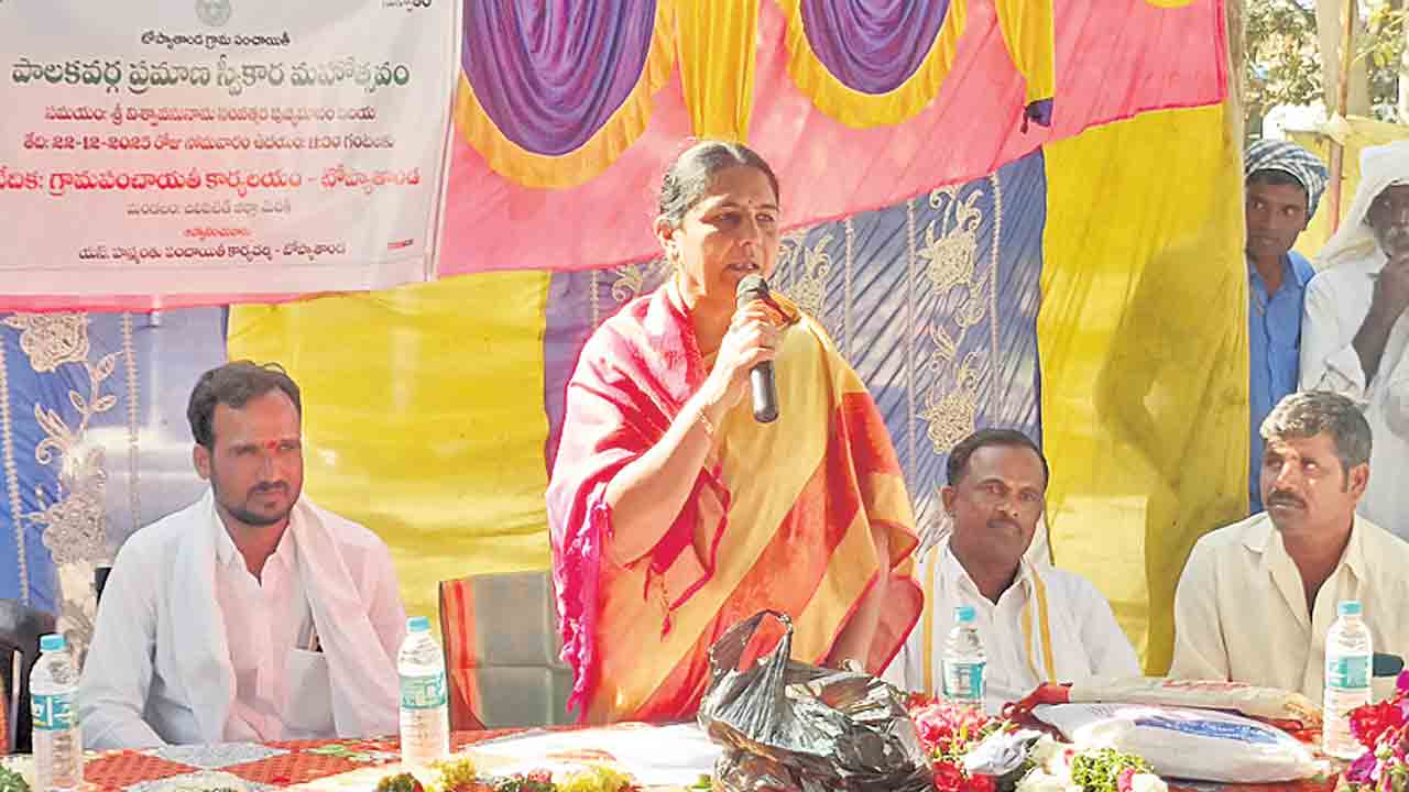 తండాలను జీపీలుగా చేసిన ఘనత కేసీఆర్‌దే