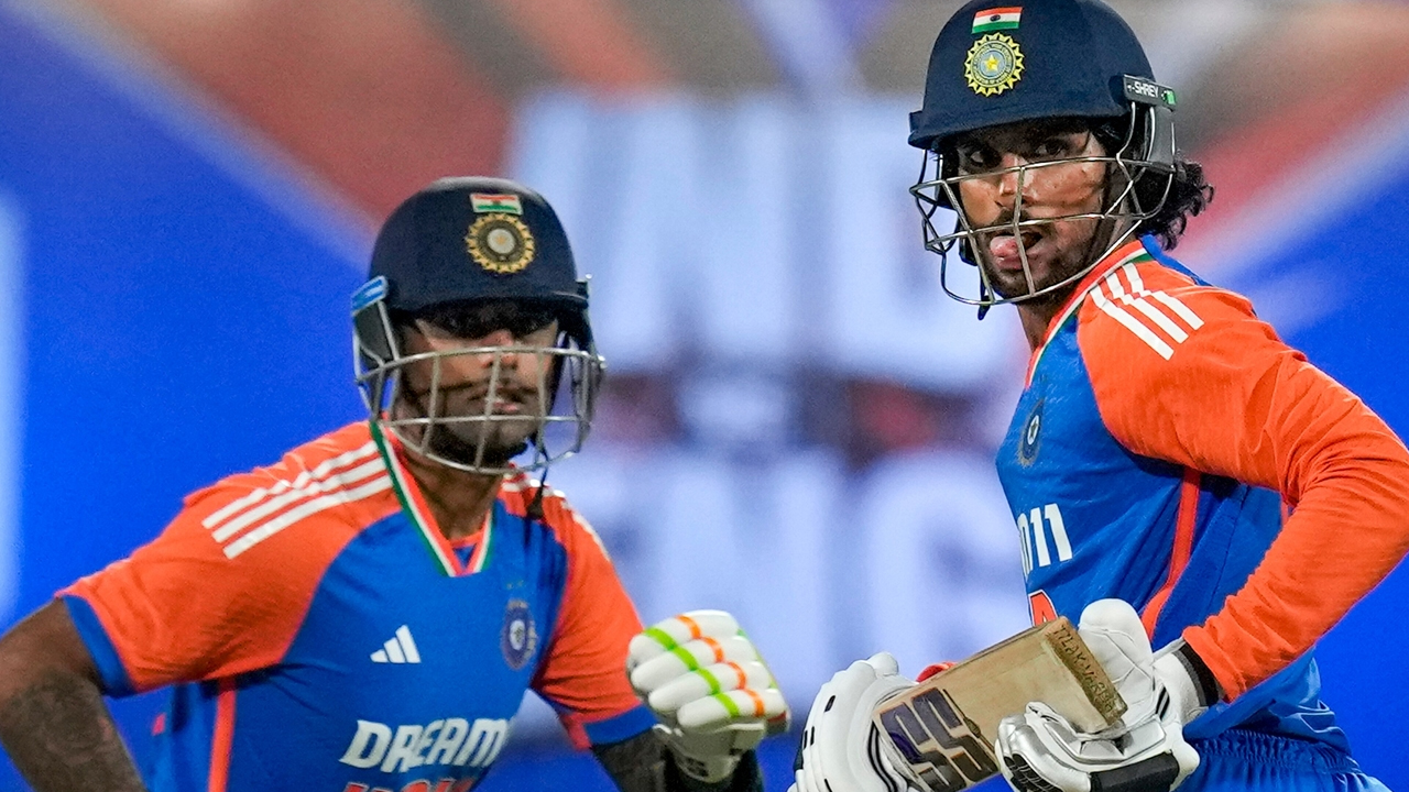 Tilak Varma | సూర్యకుమార్‌కు మద్దతు ప్రకటించిన తిలక్‌ వర్మ.. ఫామ్‌లోకి వచ్చేందుకు ఒక ఇన్నింగ్స్‌ సరిపోతుందన్న బ్యాట్స్‌మెన్‌..!