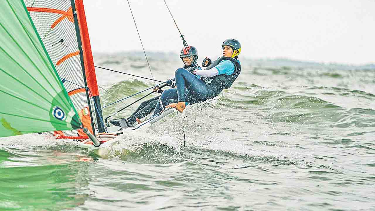 తెలంగాణ సెయిలర్లకు 4 పతకాలు