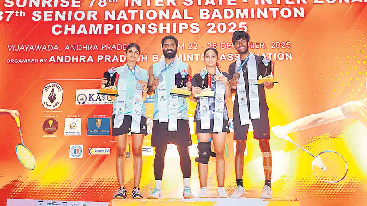 సత్తా చాటిన తెలంగాణ షట్లర్లు.. నేషనల్‌ బ్యాడ్మింటన్‌ టోర్నీ మిక్స్‌డ్‌ డబుల్స్‌లో టైటిల్‌