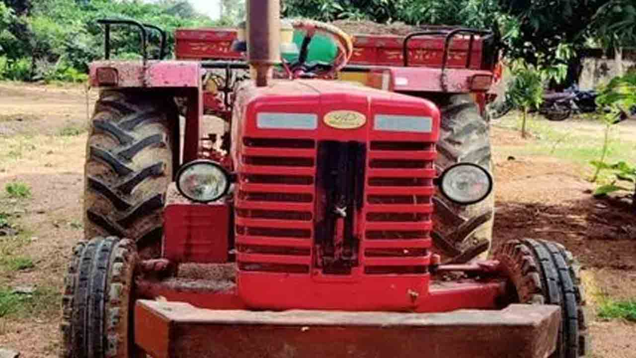 భర్తను ట్రాక్టర్‌తో ఢీకొట్టించి చంపించిన భార్య