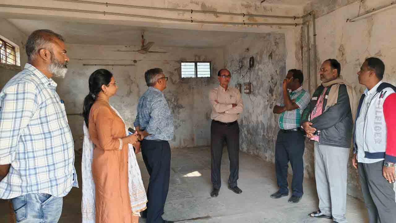 Telangana Rythu Vignana kendram | రైతులకు సలహాలు, సూచనల కోసం తెలంగాణ రైతు విజ్ఞాన కేంద్రం : డాక్టర్‌ ఆర్ ఉమారెడ్డి