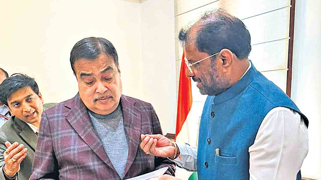 కల్తీ మద్యం విక్రయాలతో అనర్థాలు