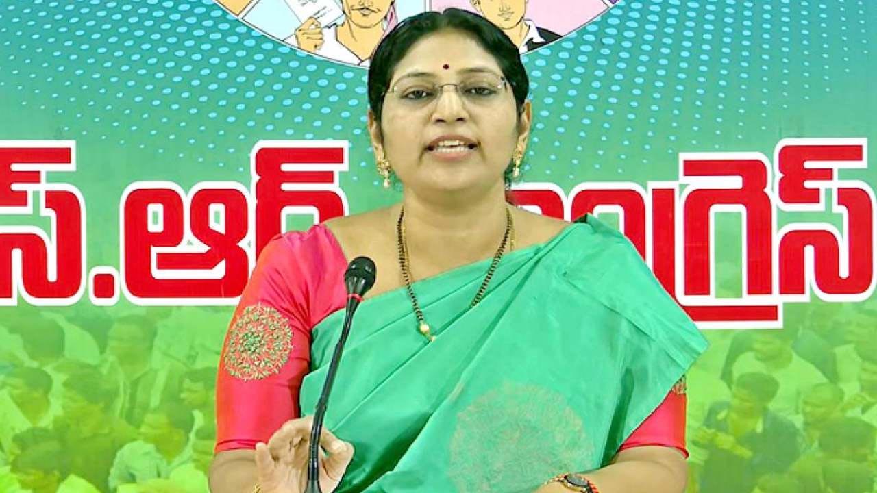 MLC Varudu Kalyani | ఏపీలో కూటమి ప్రభుత్వం విఫలం : వైసీపీ ఎమ్మెల్సీ వరుదు కల్యాణి