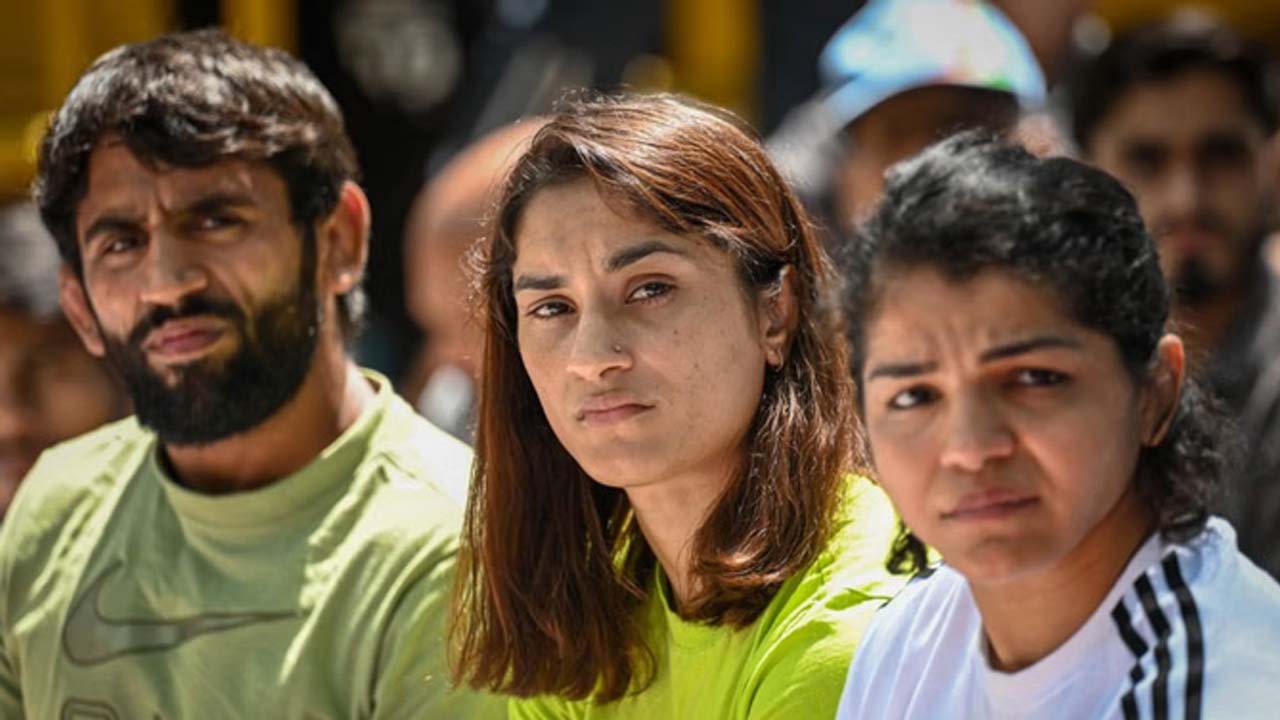 Delhi High Court | రెజర్లకు షాక్‌.. పిటిషన్లు కొట్టివేసిన ఢిల్లీ హైకోర్టు