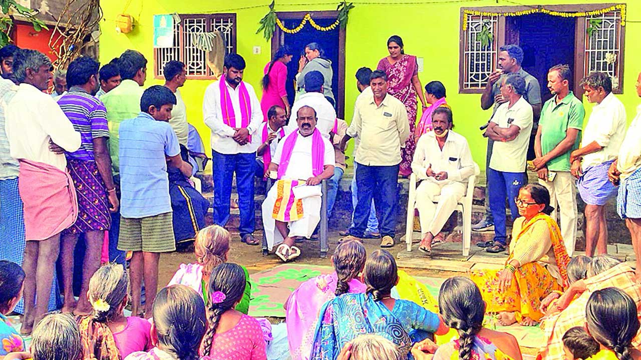 రేవంత్‌ సర్కారుకు గుణపాఠం చెప్పాలి