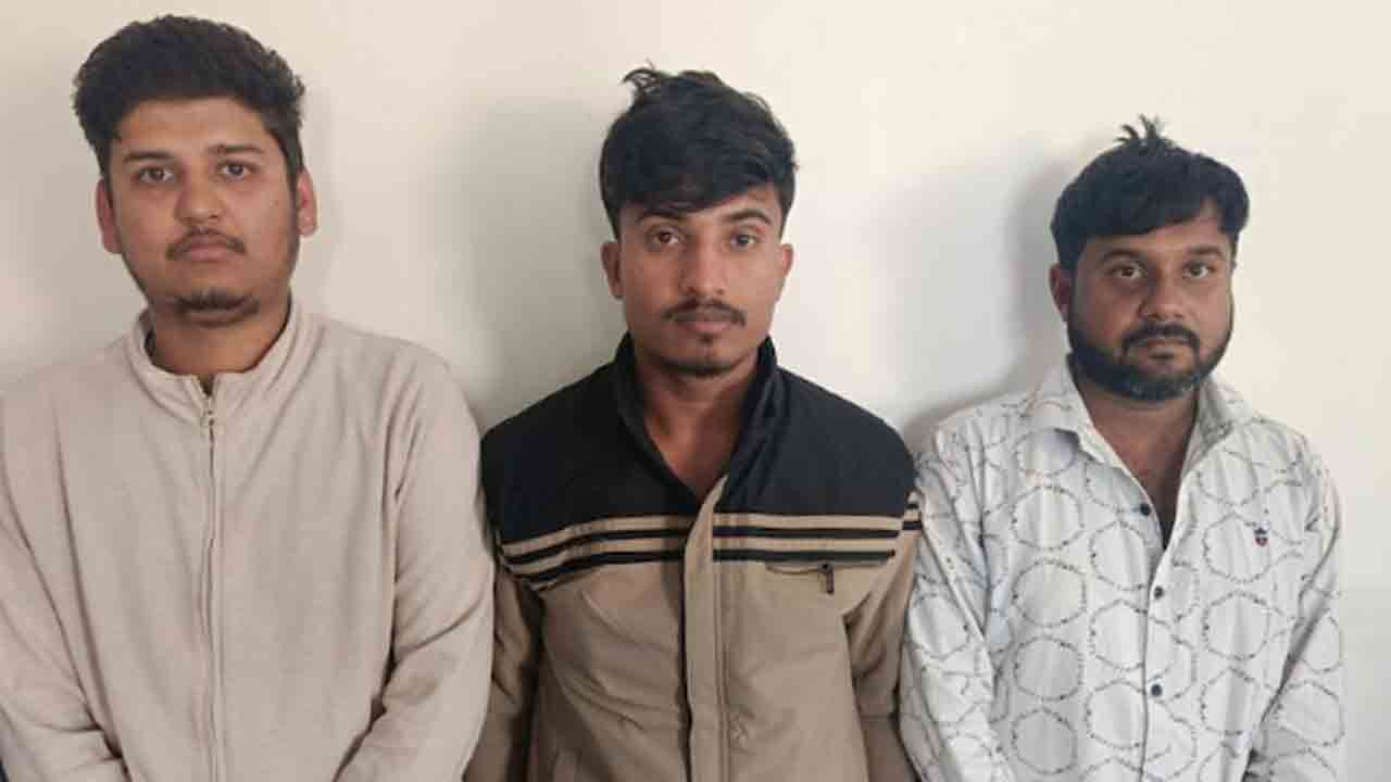 Woman Gang Raped | హోటల్‌లో తప్పుడు రూమ్‌ తట్టిన మహిళ.. ముగ్గురు వ్యక్తులు   సామూహిక అత్యాచారం