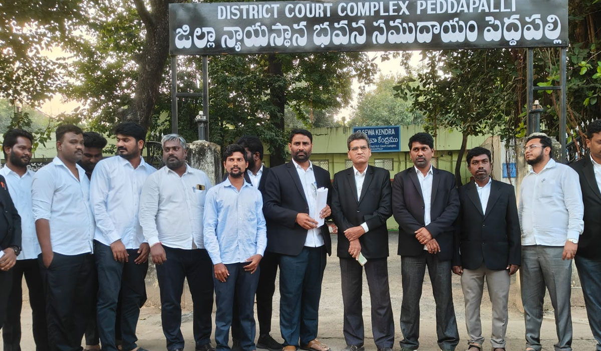 Peddapally | న్యాయవాదులపై అవాస్తవాలను ప్రచారంచేస్తే సహించబోం.. న్యాయవాదులు