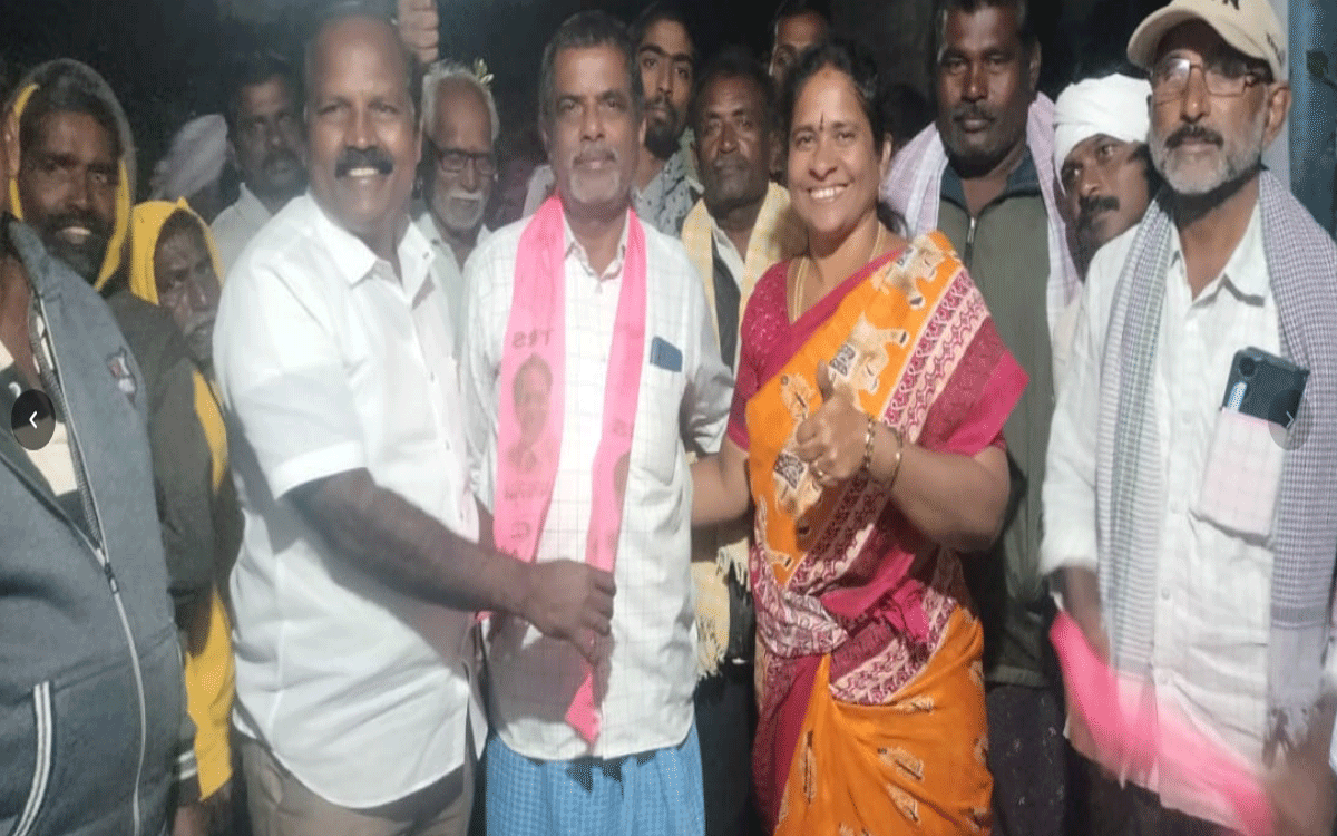 Khammam Rural : బీఆర్ఎస్‌లోకి సిపిఐ సీనియర్ నేత కొలిచలం గోపయ్య