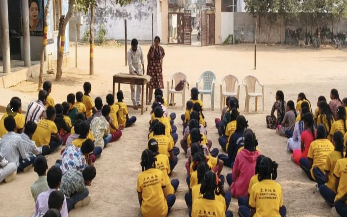 Gattupal : సాయిల్ హెల్త్ కార్డ్ యాప్‌ను వినియోగించాలి : ఏఓ రేవతి