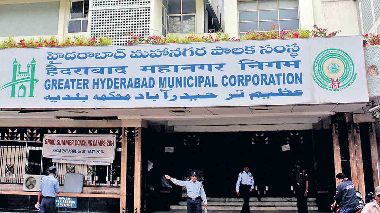 కైంప్లెంట్స్‌.. డోంట్‌ కేర్‌