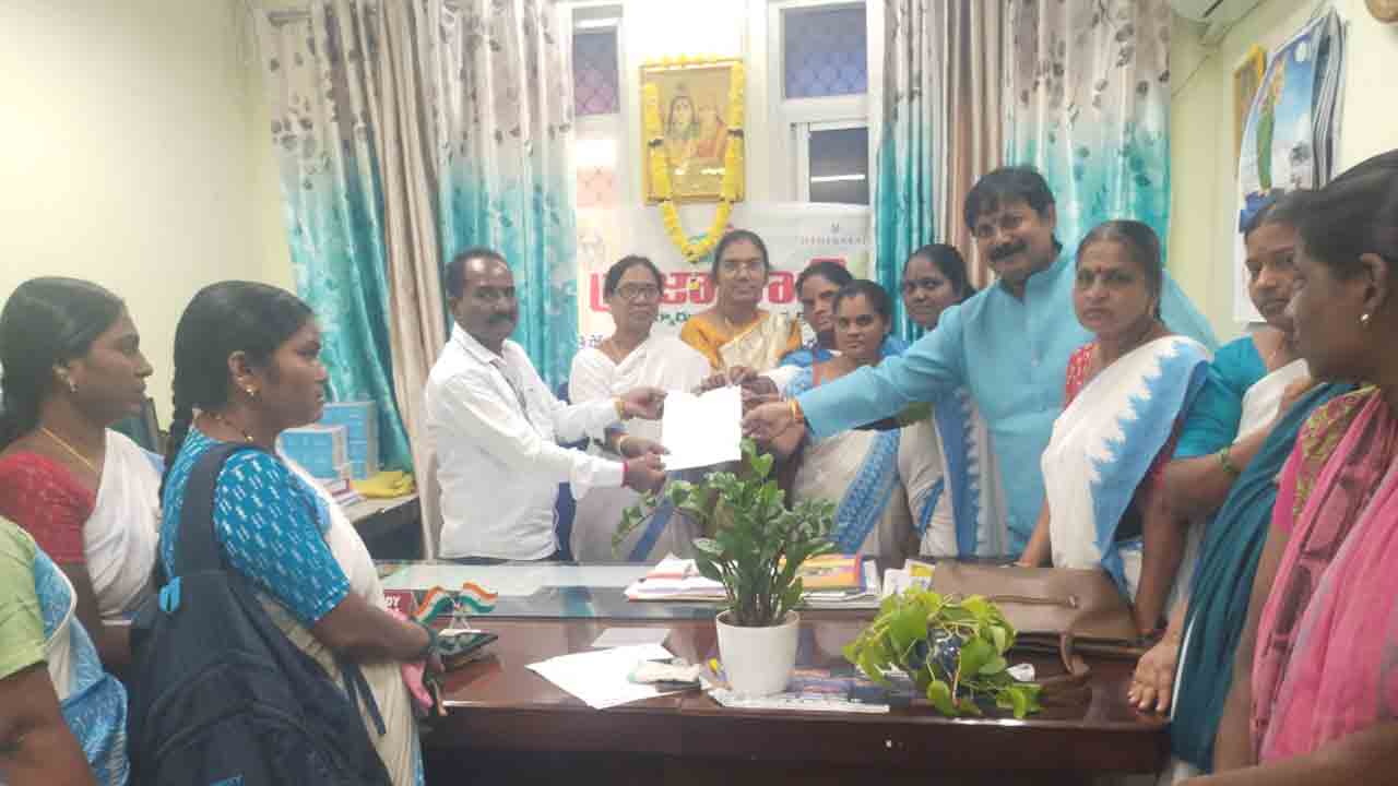 ASHA workers | సమగ్ర కుటుంబ సర్వే పారితోషికం వెంటనే చెల్లించాలి