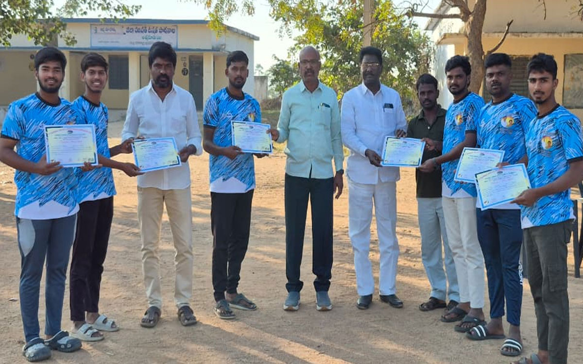 Atmakur (M) : జాతీయస్థాయి కబడ్డీ పోటీలకు యాదాద్రి క్రీడాకారులు ఎంపిక‌