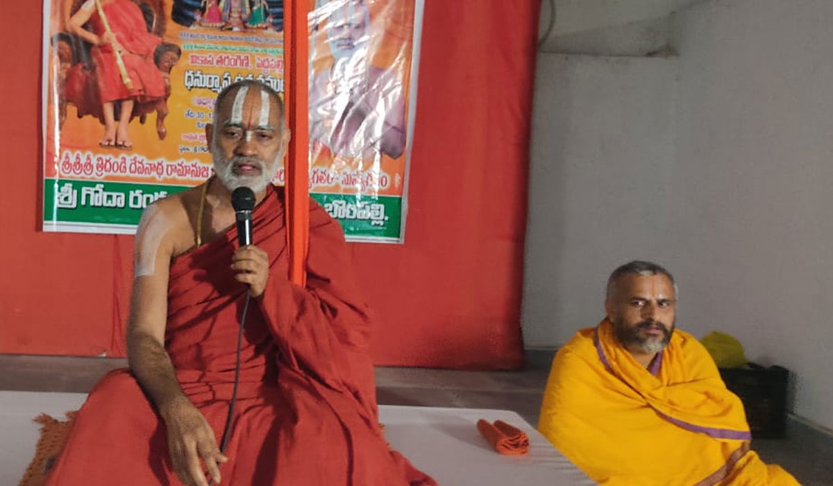 Peddapally  | బొంపల్లిలోని రంగనాథ స్వామి దేవాలయంలో సామూహిక కుంకుమ పూజలు