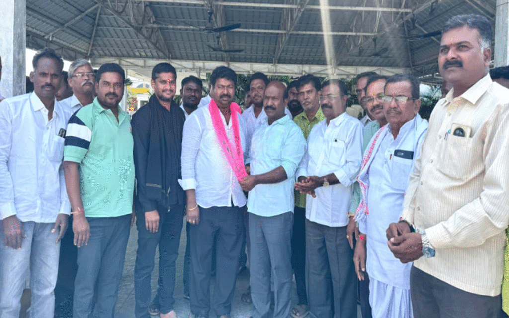 Ramannapet : ప్రభుత్వ వైఫల్యాలను ప్రజల్లోకి తీసుకెళ్లాలి : మాజీ ఎమ్మెల్యే చిరుమర్తి లింగయ్య