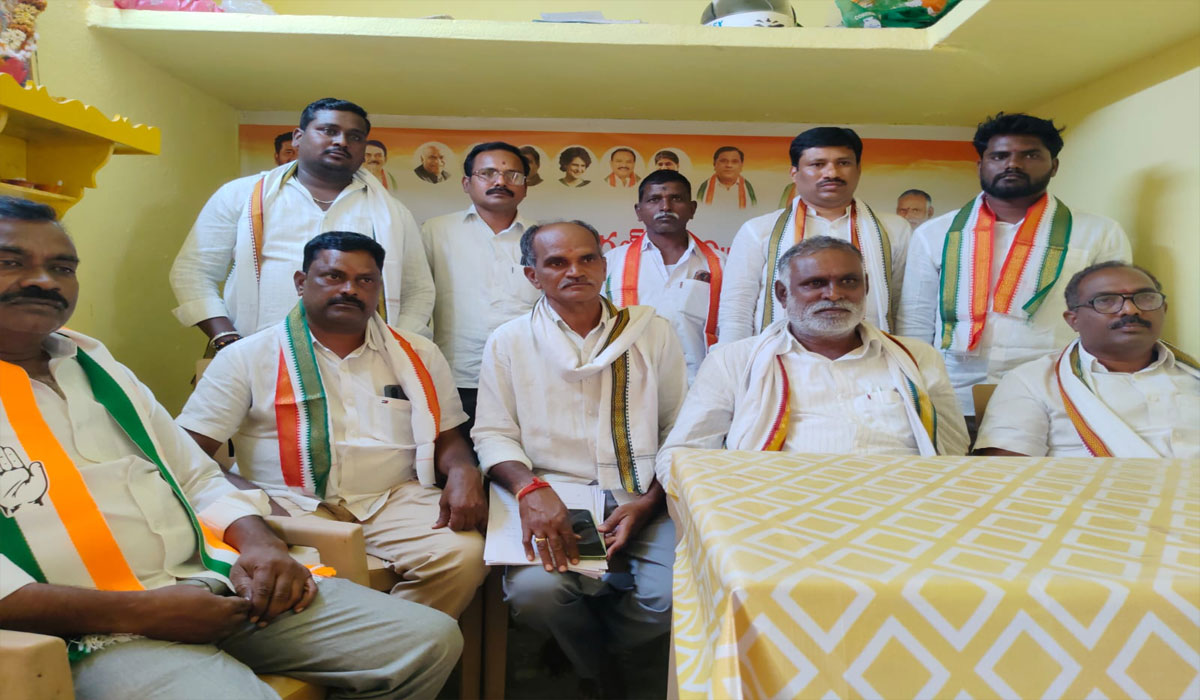 Suspended | పెద్ద కొడప్‌గల్‌లో పలువురు కాంగ్రెస్‌ నాయకుల సస్పెండ్‌