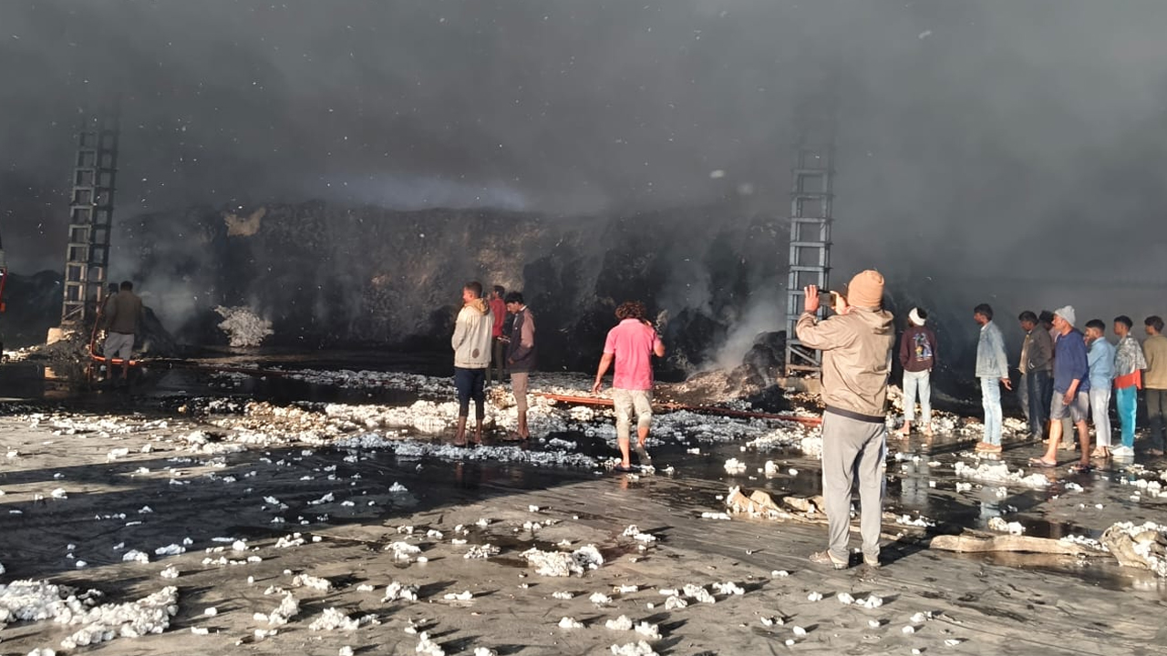 Sangareddy | పత్తి మిల్లులో అగ్ని ప్రమాదం.. లక్షల్లో ఆస్తి నష్టం