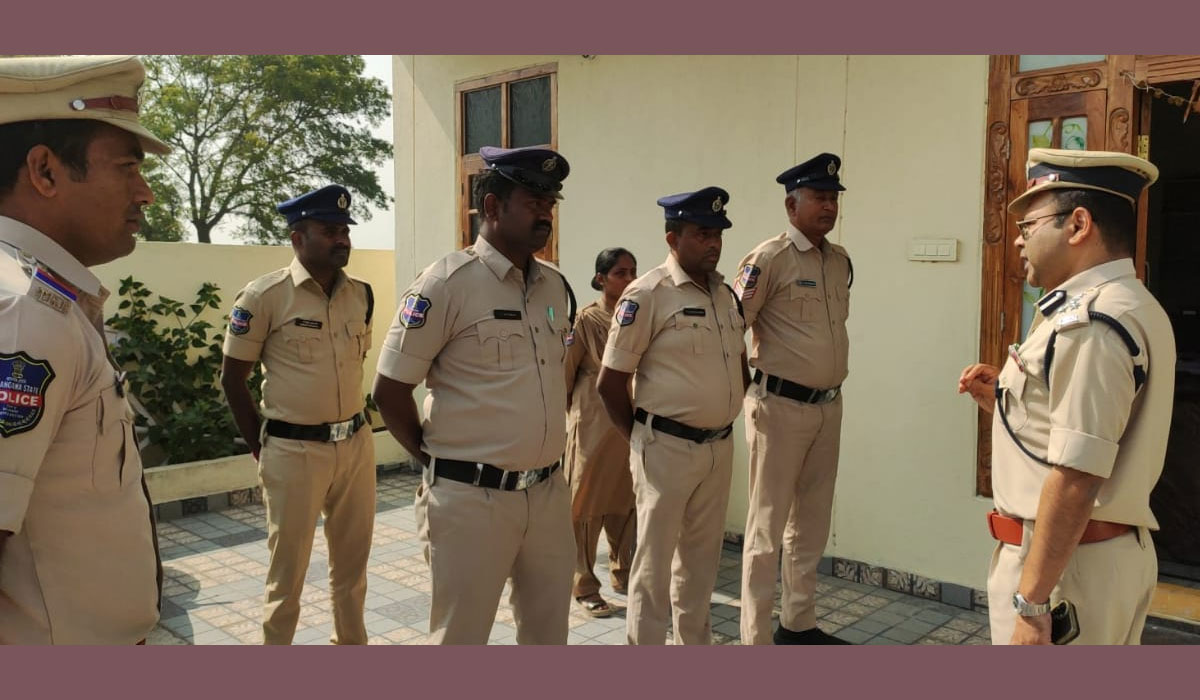 CP Ambar Kishore Jha | శాంతి భద్రతలకు విఘాతం కలుగకుండా పటిష్టబందోబస్తు చర్యలు.. రామగుండం సీపీ అంబర్‌ కిషోర్ ఝా