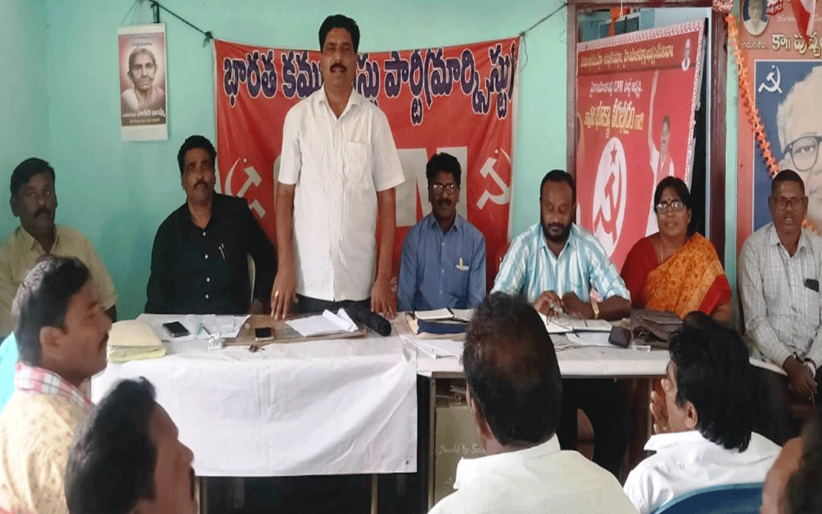 Karepally : ప్రజా సమస్యలపై పోరాడే సీపీఐ(ఎం) నే గెలిపించాలి : భూక్యా వీరభద్రం