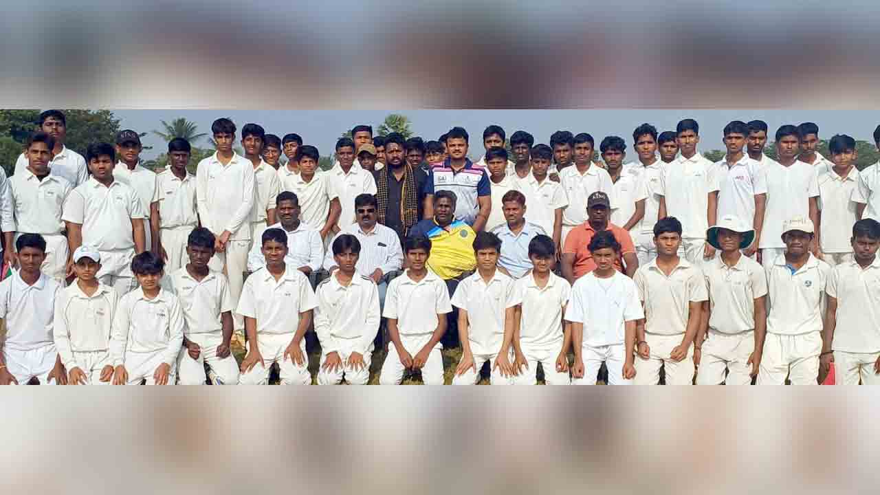 Cricket | అండర్‌-16 ఉమ్మడి జిల్లాల క్రికెట్‌ జట్ల ఎంపిక : చాగంటి శ్రీనివాస్