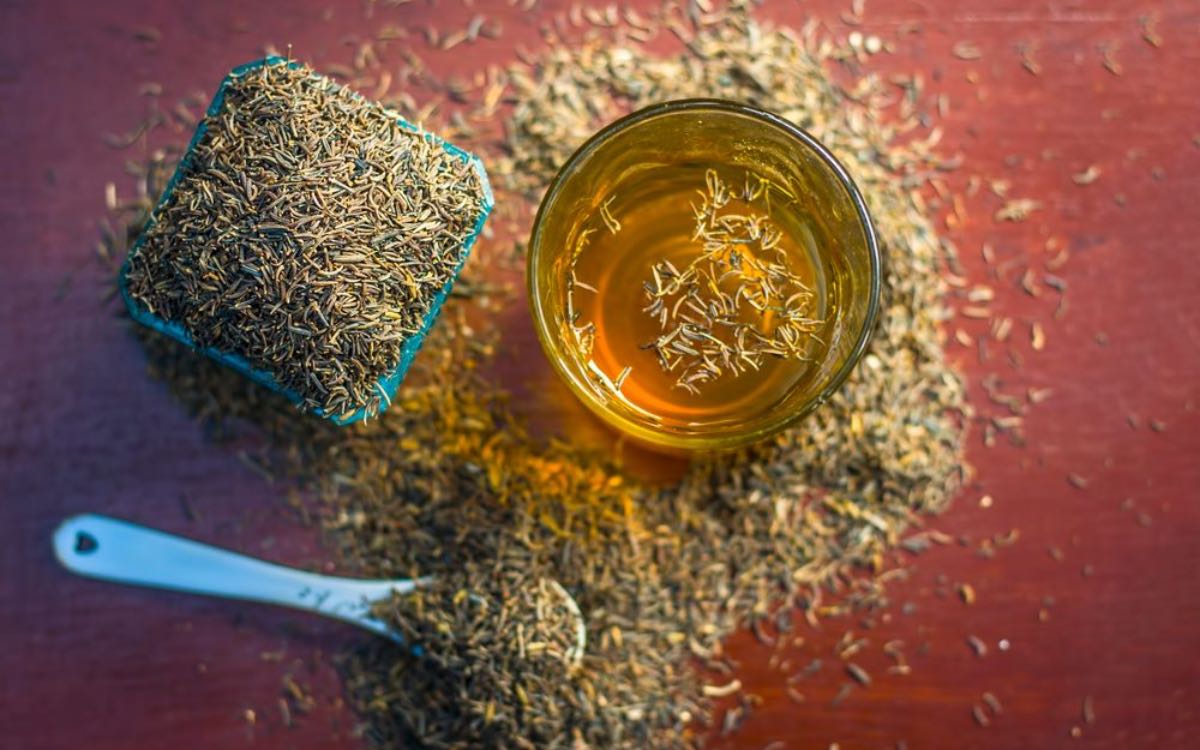 Cumin Water On Empty Stomach | జీల‌క‌ర్ర నీళ్ల‌ను రోజూ ప‌ర‌గ‌డుపున తాగితే ఎన్ని అద్భుత‌మైన లాభాలు క‌లుగుతాయో తెలుసా..?