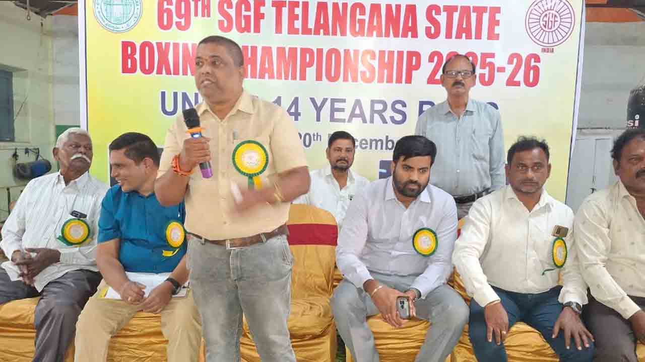 DEO Venkatagiriraj Goud | తెలంగాణ కీర్తి పతాకాన్ని ఎగురవేయాలి : డీఈవో వెంకటగిరిరాజ్‌ గౌడ్‌