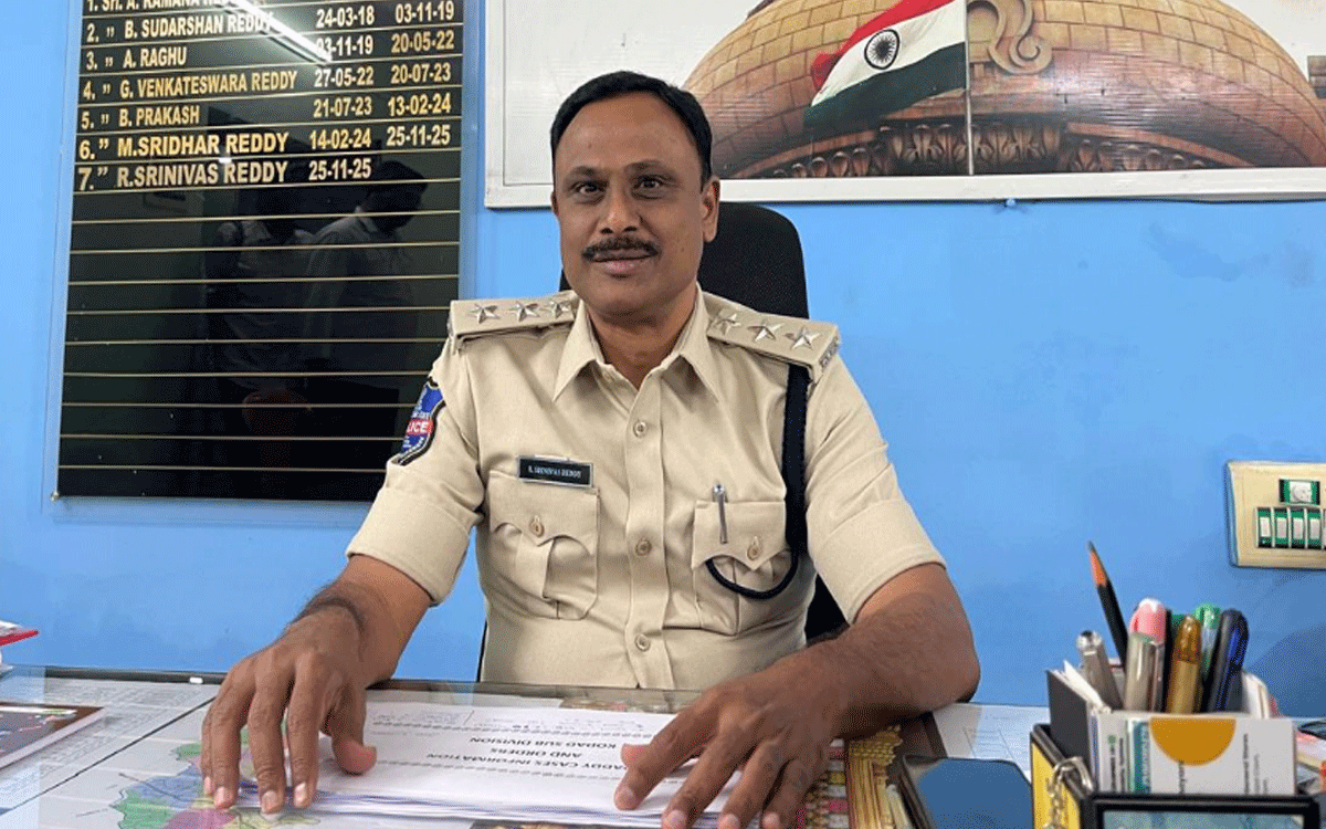 Kodada : అక్రమ రవాణాను అరికట్టేందుకు చర్యలు : డీఎస్పీ శ్రీ‌నివాస్‌రెడ్డి