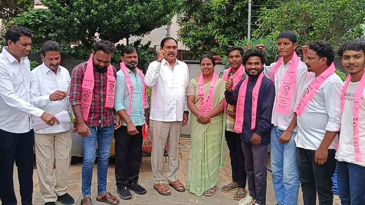 Congress | కాంగ్రెస్ అసమర్ధ పాలనతో ప్రజలు ఇబ్బంది పడుతున్నారు : మాజీ మంత్రి ఎర్రబెల్లి