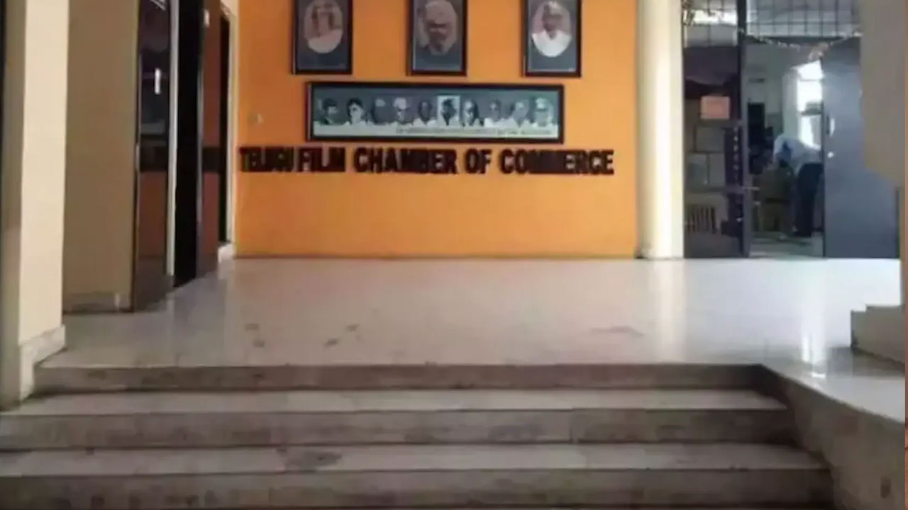 Telugu Film Chamber | తెలుగు ఫిల్మ్ ఛాంబర్ ఎన్నికల హోరాహోరీ.. ఇరు ప్యానెళ్ల మధ్య ఉత్కంఠ