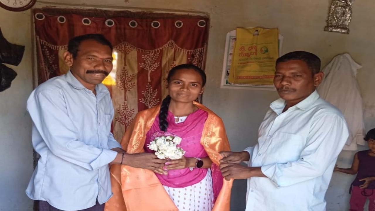 ఐసీటీ జిల్లా అధ్యక్షురాలిగా గేడం లక్ష్మి