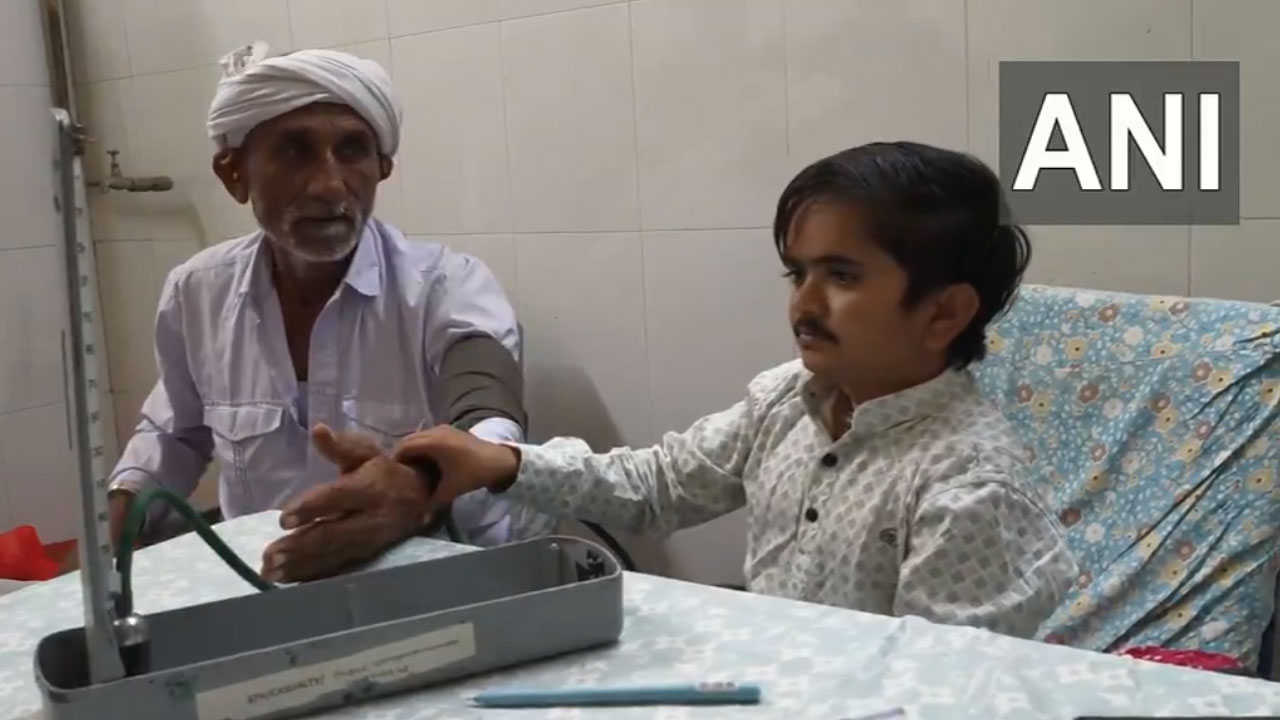 Dr Ganesh Baraiya: ఎత్తు 3 ఫీట్లే.. కానీ డాక్ట‌ర్ అయ్యాడు.. ఇదో స‌క్సెస్ స్టోరీ