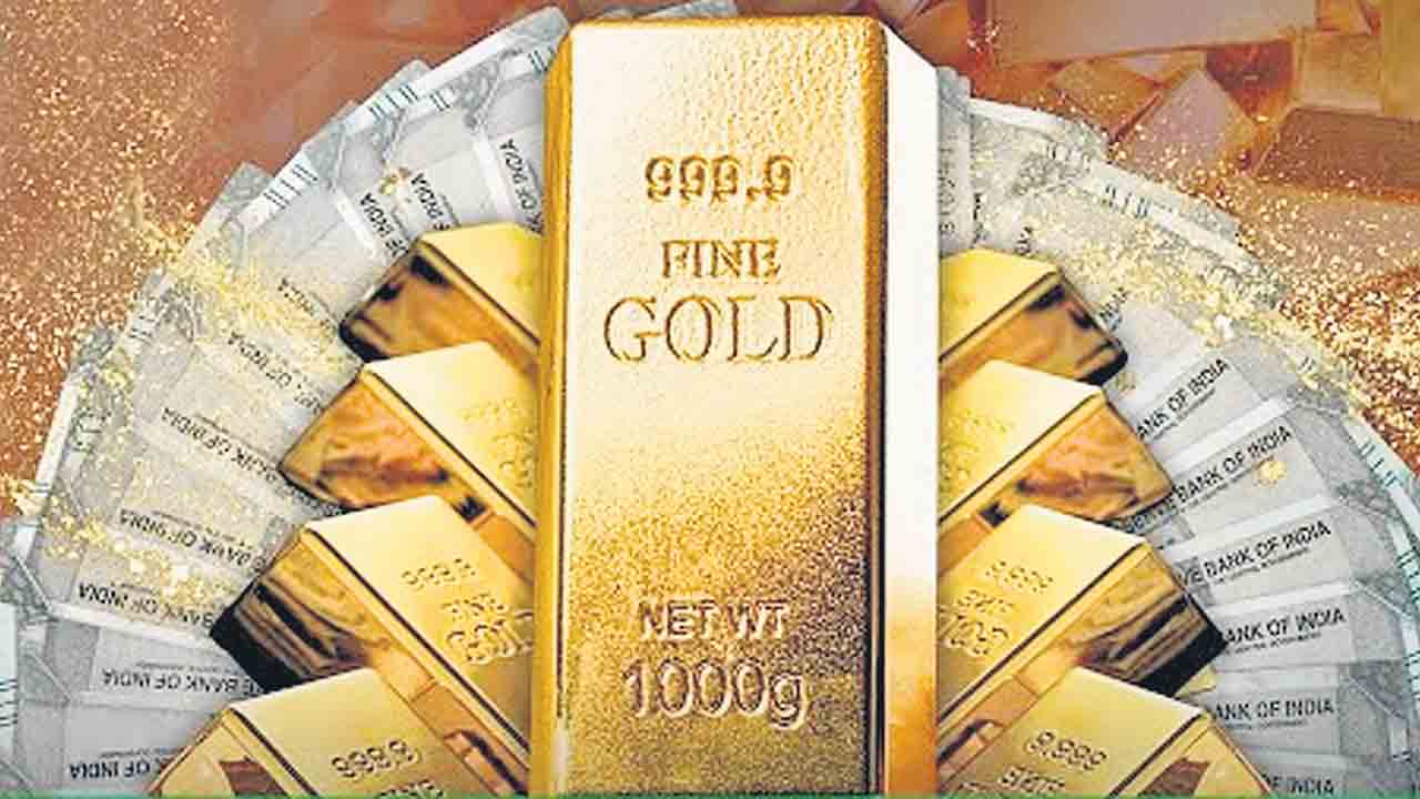 పసిడి పరుగుకు బ్రేక్‌.. రూ 1,000 తగ్గిన తులం ధర