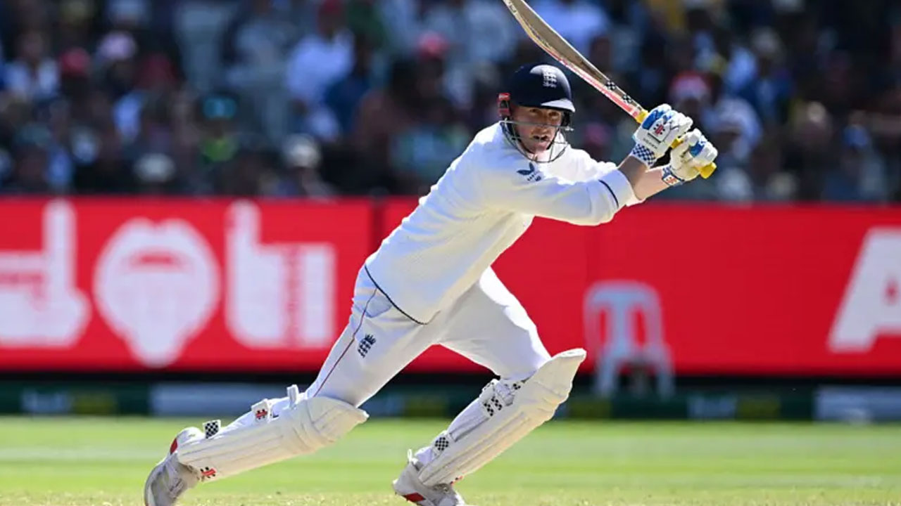 AUSvENG: ఒకే రోజు కూలిన 20 వికెట్లు.. ఇంగ్లండ్‌పై ఆధిక్యంలో ఆసీస్