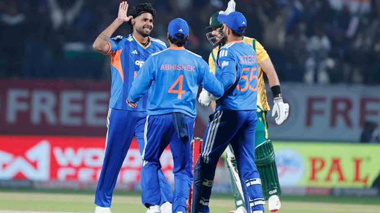 IND vs SA | ధర్మశాలలో నిప్పులు చెరుగుతున్న హర్షిత్.. 3 వికెట్లు కోల్పోయిన దక్షిణాఫ్రికా..!