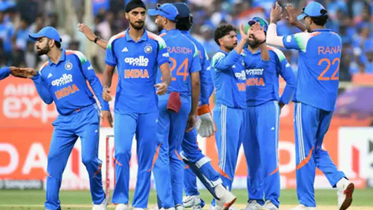 ICC | భారత క్రికెటర్లకు షాకిచ్చిన ఐసీసీ.. మ్యాచ్ ఫీజులో భారీ కోత..!