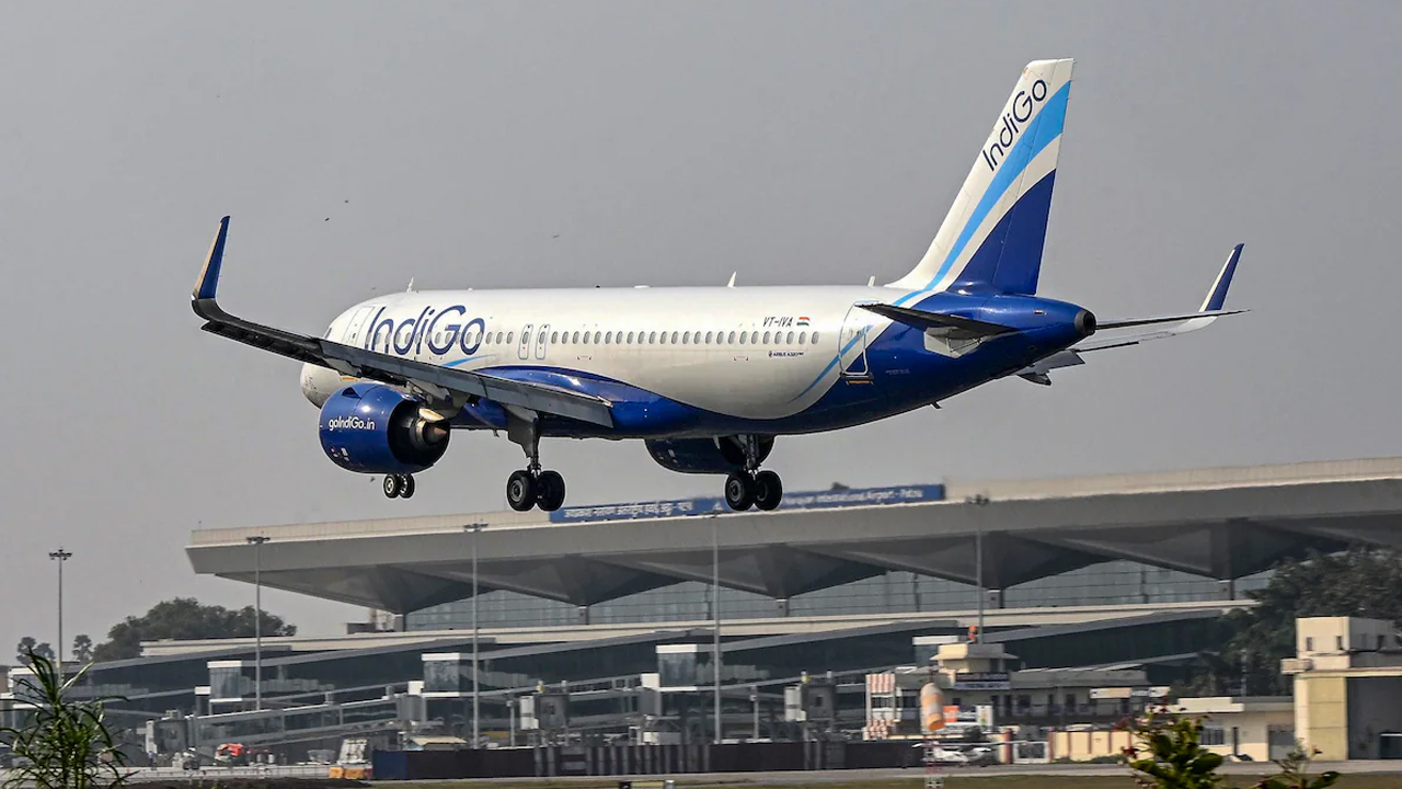 IndiGo | కొనసాగుతున్నసంక్షోభం.. హైదరాబాద్‌లో 112 ఇండిగో విమానాలు రద్దు